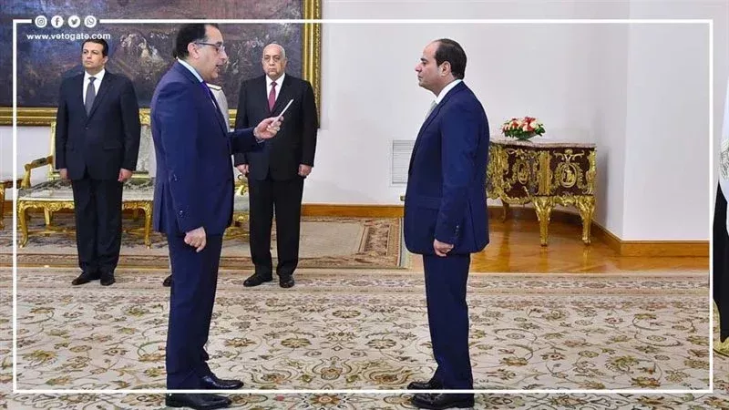 عاجل... الحكومة الجديدة تؤدى اليمين الدستوري الآن 